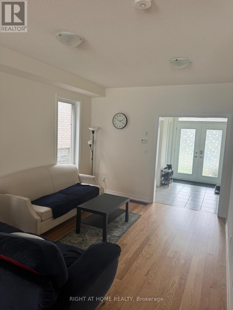 1143 Wilmington Avenue, Oshawa, Ontario  L1L 0T8 - Photo 8 - E12738132