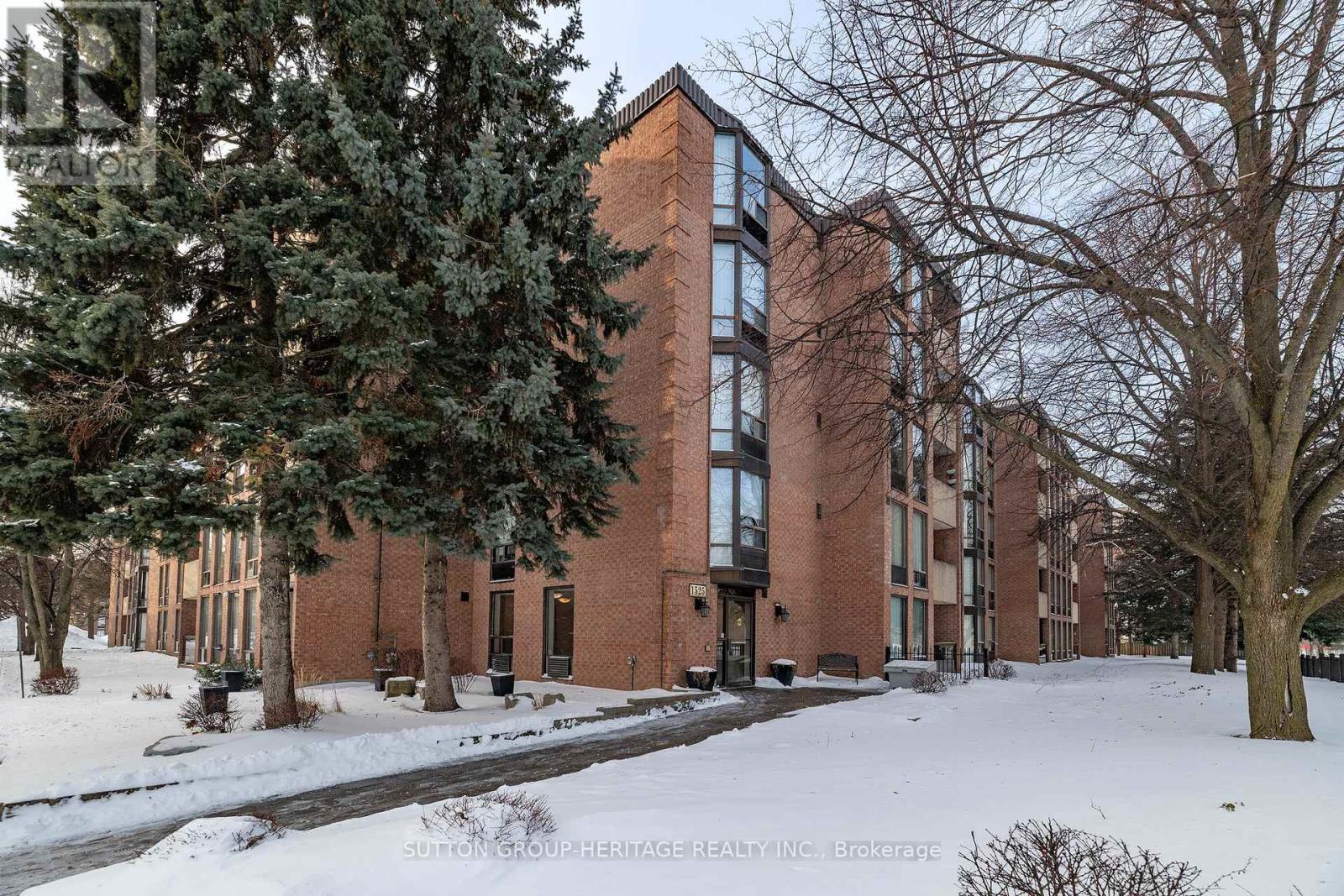 210 - 1525 DIEFENBAKER COURT, Pickering, Ontario