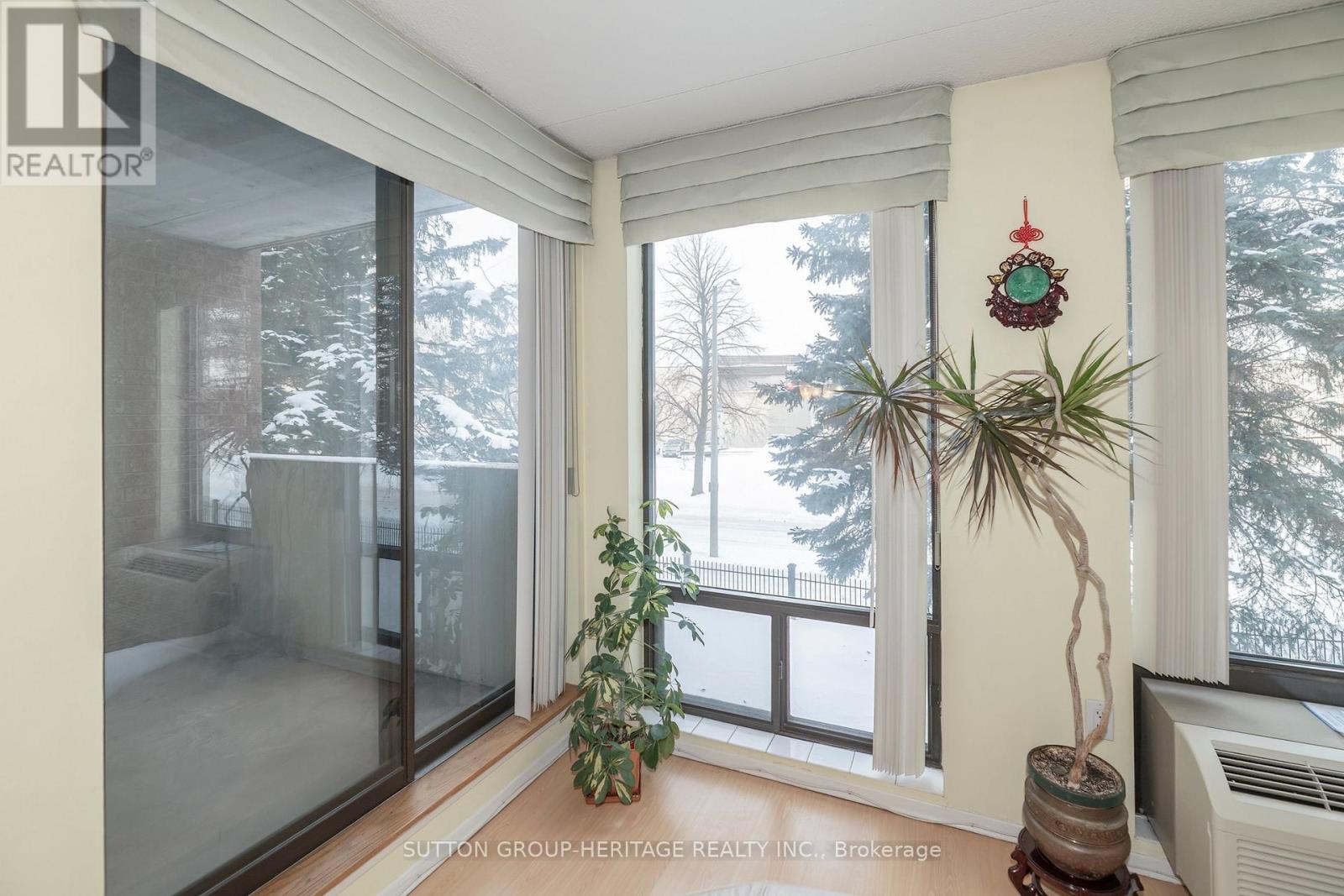 210 - 1525 Diefenbaker Court, Pickering, Ontario  L1V 3W1 - Photo 13 - E12738144