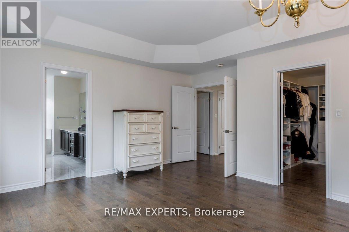 12 Mount Crescent, Essa, Ontario  L3W 0N4 - Photo 25 - N12738154