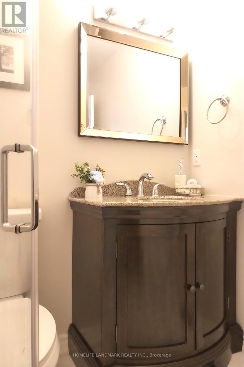 3666 Sawmill Valley Drive, Mississauga, Ontario  L5L 2P6 - Photo 14 - W12427447