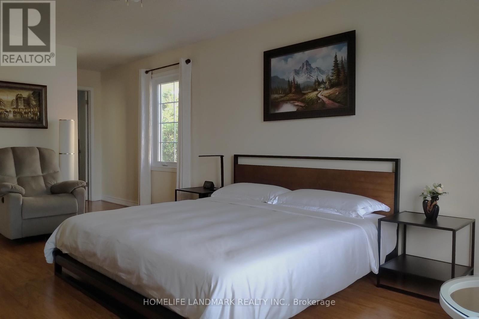 3666 Sawmill Valley Drive, Mississauga, Ontario  L5L 2P6 - Photo 27 - W12427447