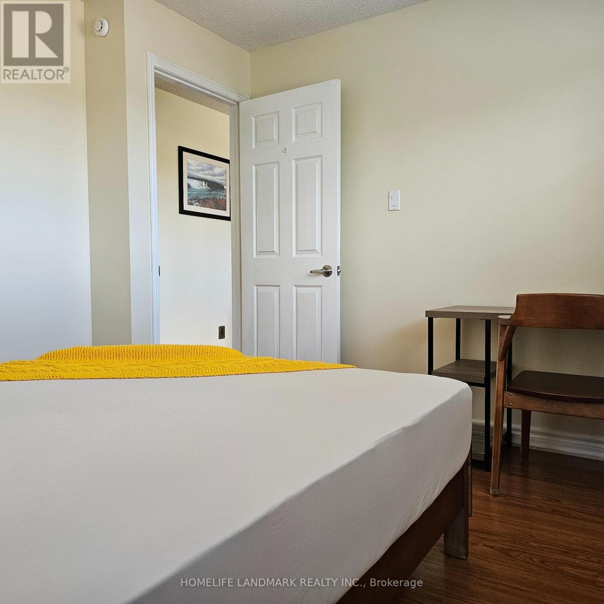 3666 Sawmill Valley Drive, Mississauga, Ontario  L5L 2P6 - Photo 23 - W12427447