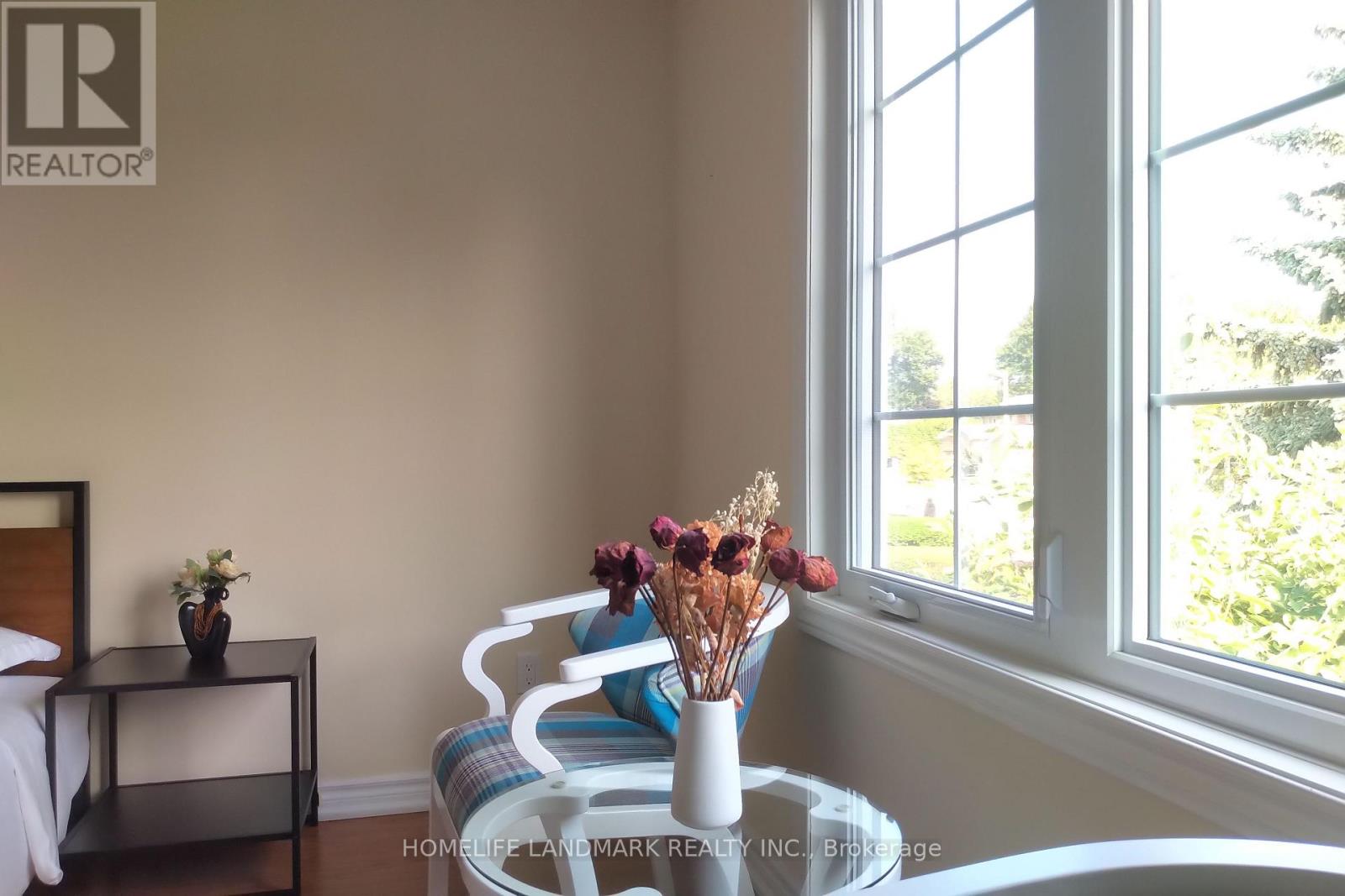 3666 Sawmill Valley Drive, Mississauga, Ontario  L5L 2P6 - Photo 25 - W12427447