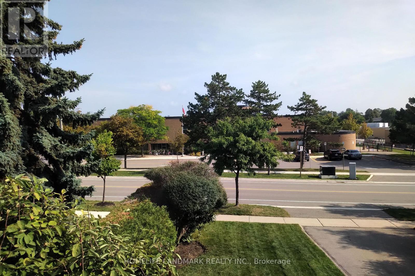 3666 Sawmill Valley Drive, Mississauga, Ontario  L5L 2P6 - Photo 43 - W12427447