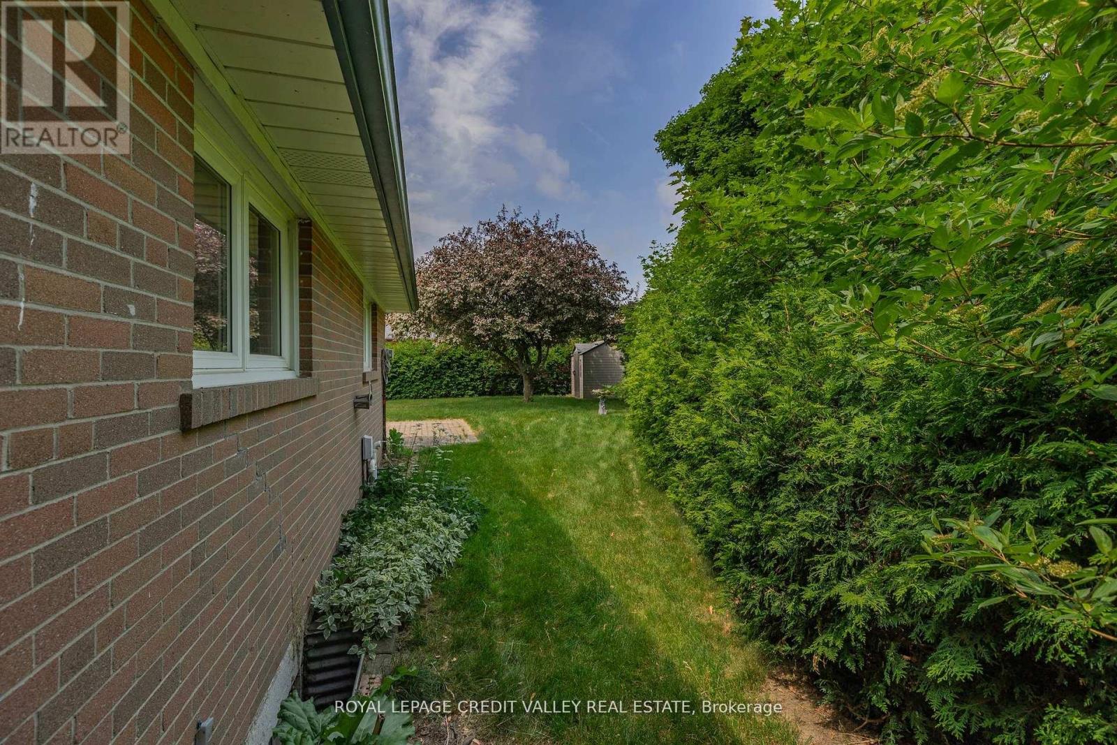 254 Bartley Bull Parkway, Brampton, Ontario  L6W 2L1 - Photo 42 - W12553994