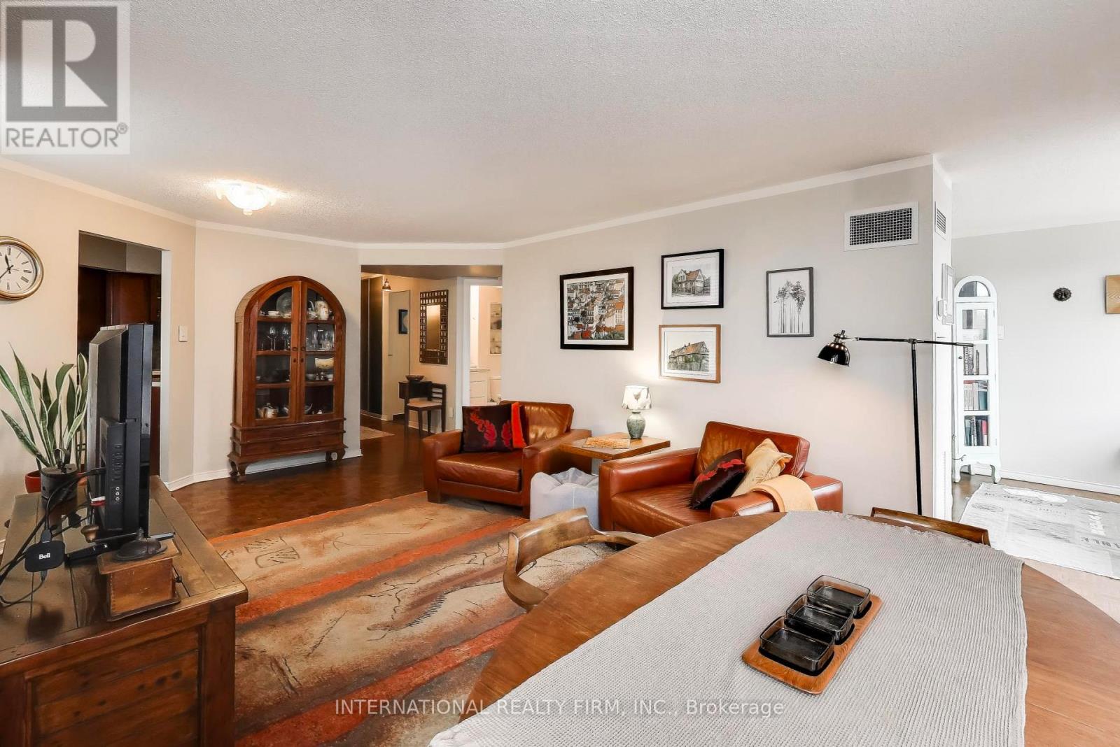 316 - 1485 Lakeshore Road E, Mississauga, Ontario  L5E 3G2 - Photo 8 - W12553964