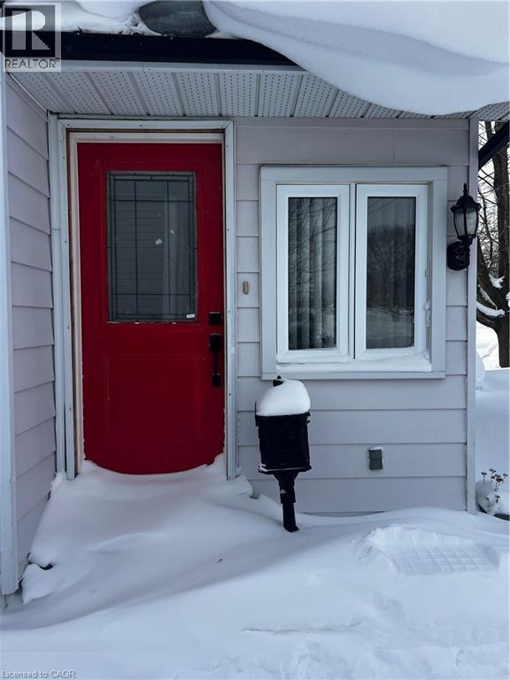 31 Railway Avenue, Stratford, Ontario  N5A 2H8 - Photo 6 - 40801552