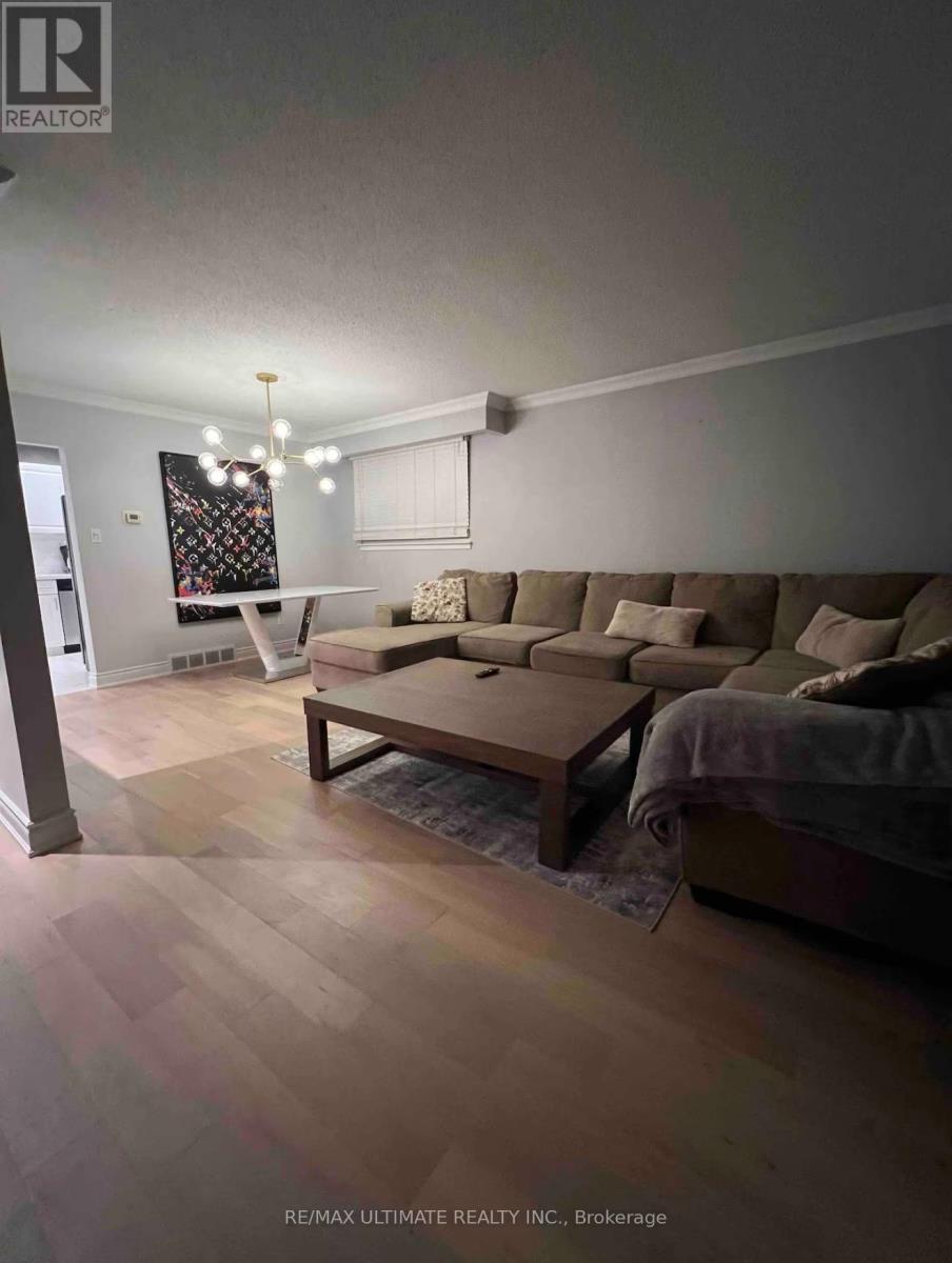 269 Bartley Bull Parkway, Brampton, Ontario  L6W 2L2 - Photo 8 - W12654026