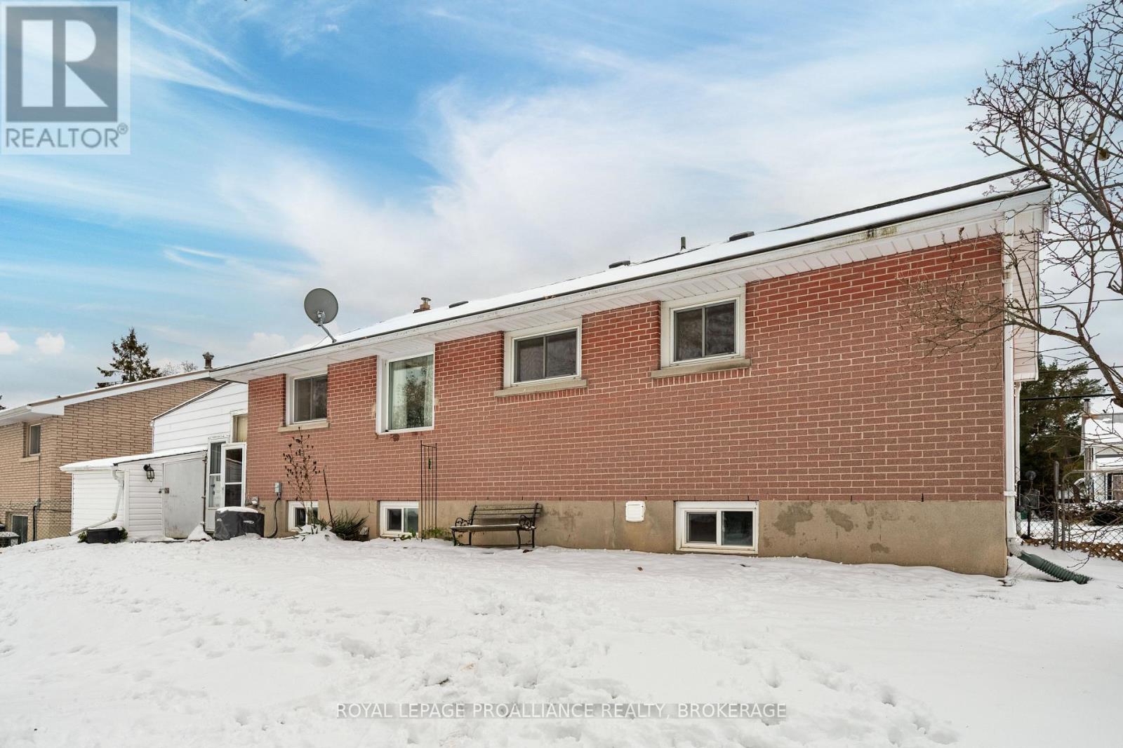 283 Camden Road, Greater Napanee, Ontario  K7R 1E7 - Photo 5 - X12738382