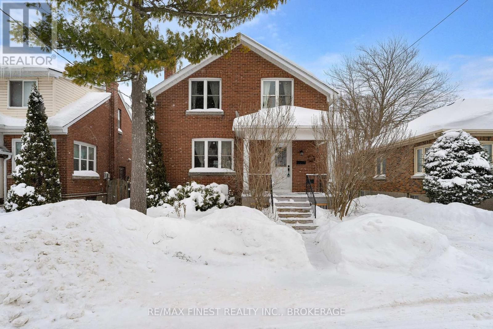 55 Lansdowne Street, Kingston, Ontario  K7K 4E4 - Photo 1 - X12738492