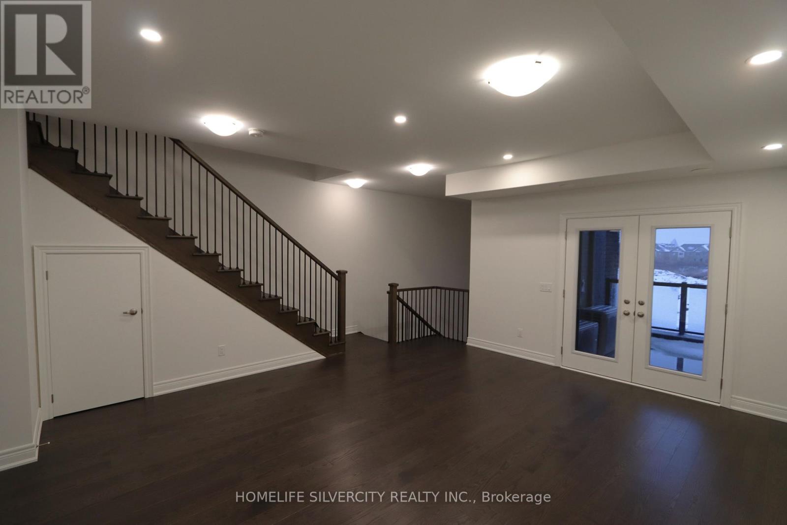 140 Falby Road, Brampton, Ontario  L6P 4P7 - Photo 3 - W12675870