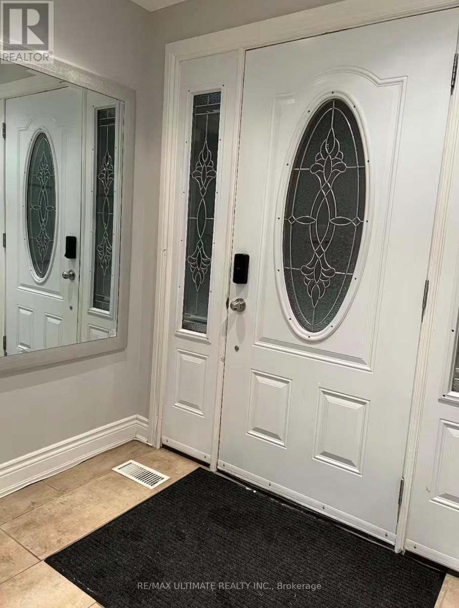 269 Bartley Bull Parkway, Brampton, Ontario  L6W 2L2 - Photo 4 - W12654026