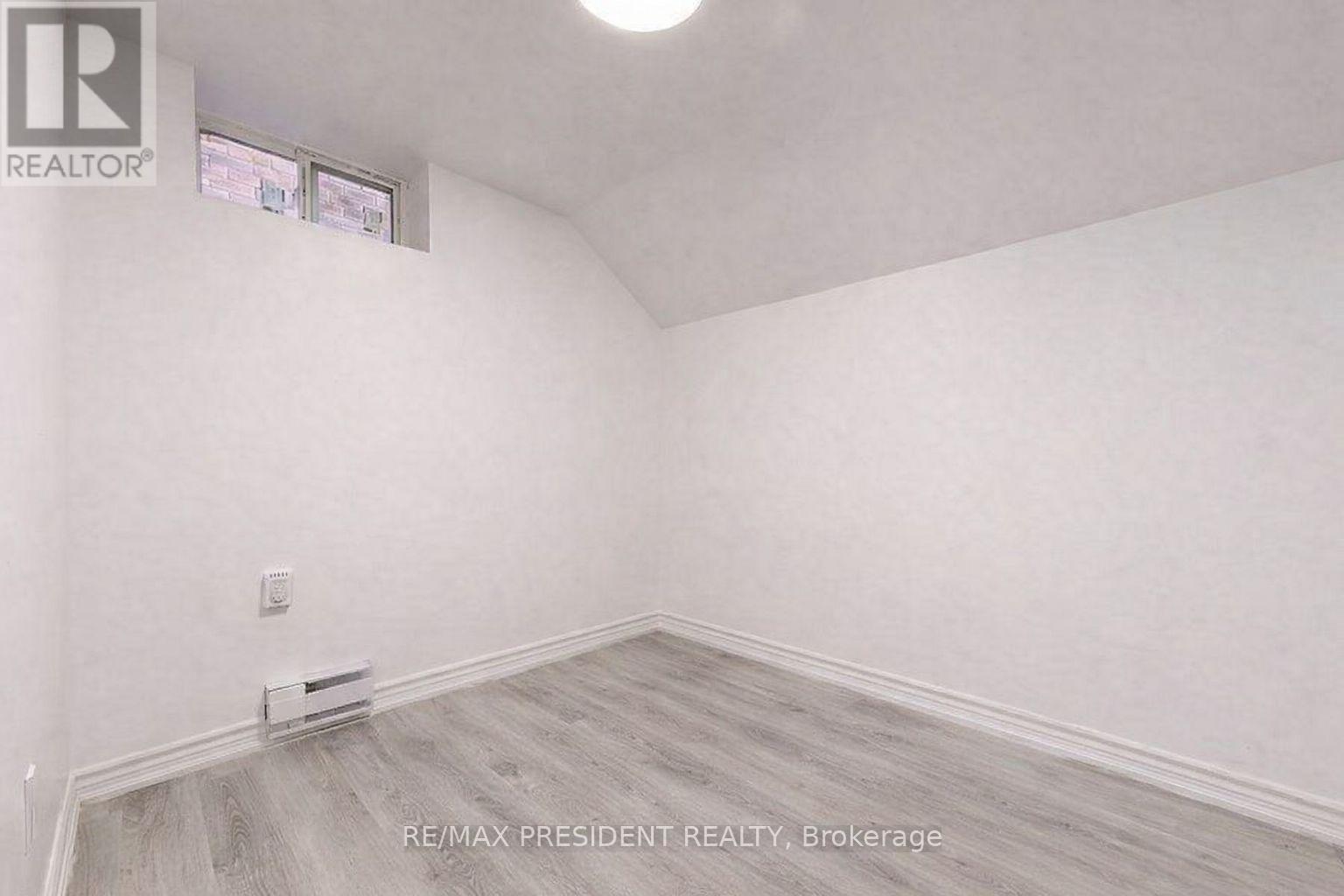 111 Sandmere Avenue, Brampton, Ontario  L6Z 4A5 - Photo 6 - W12662138