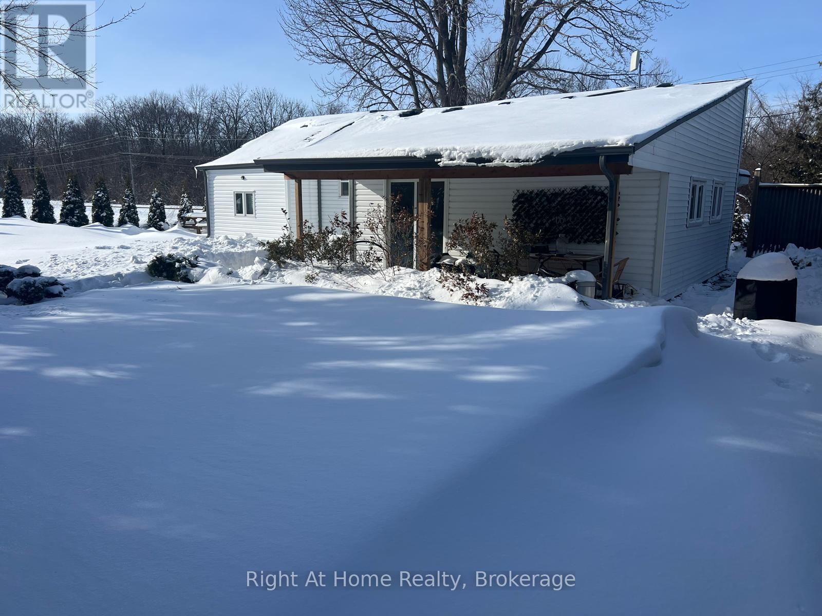 13192 Fysh Line, Chatham-Kent, Ontario  N0P 2K0 - Photo 31 - X12737850