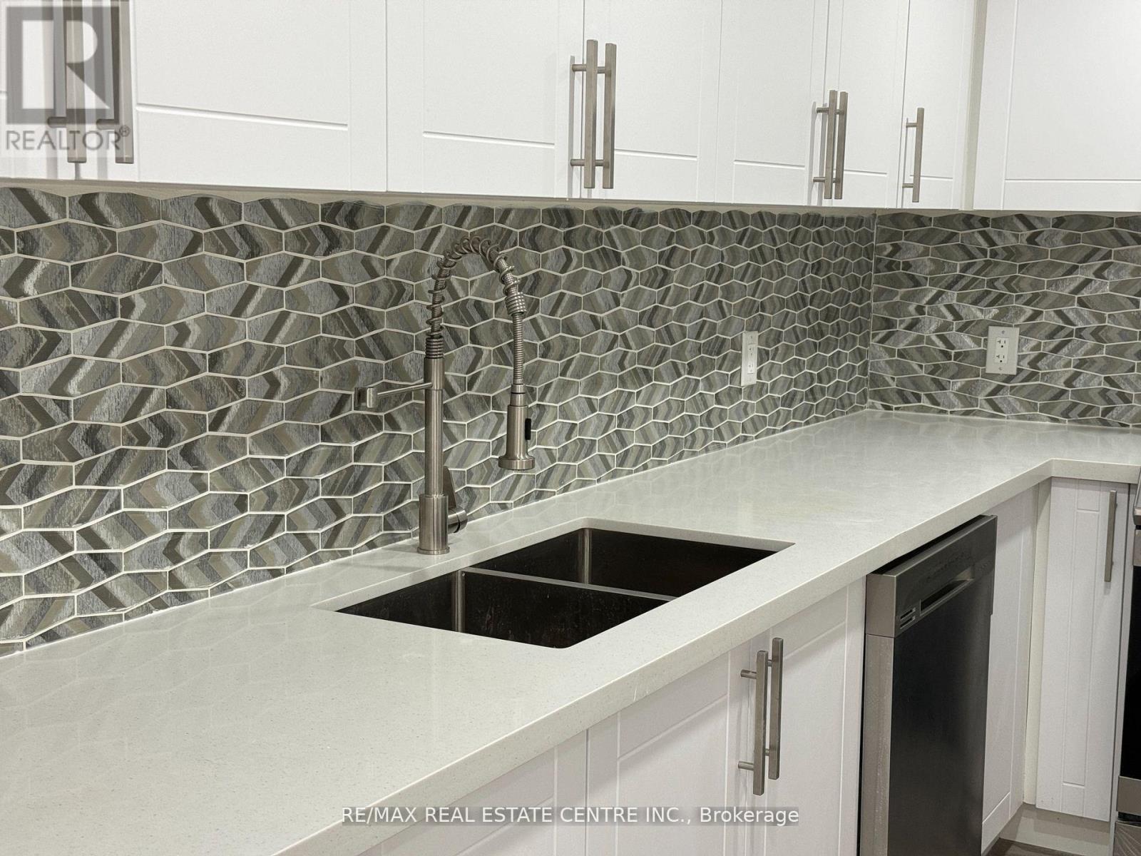 Bsmt - 5644 Kellandy Run Road, Mississauga, Ontario  L5M 7A7 - Photo 7 - W12738138