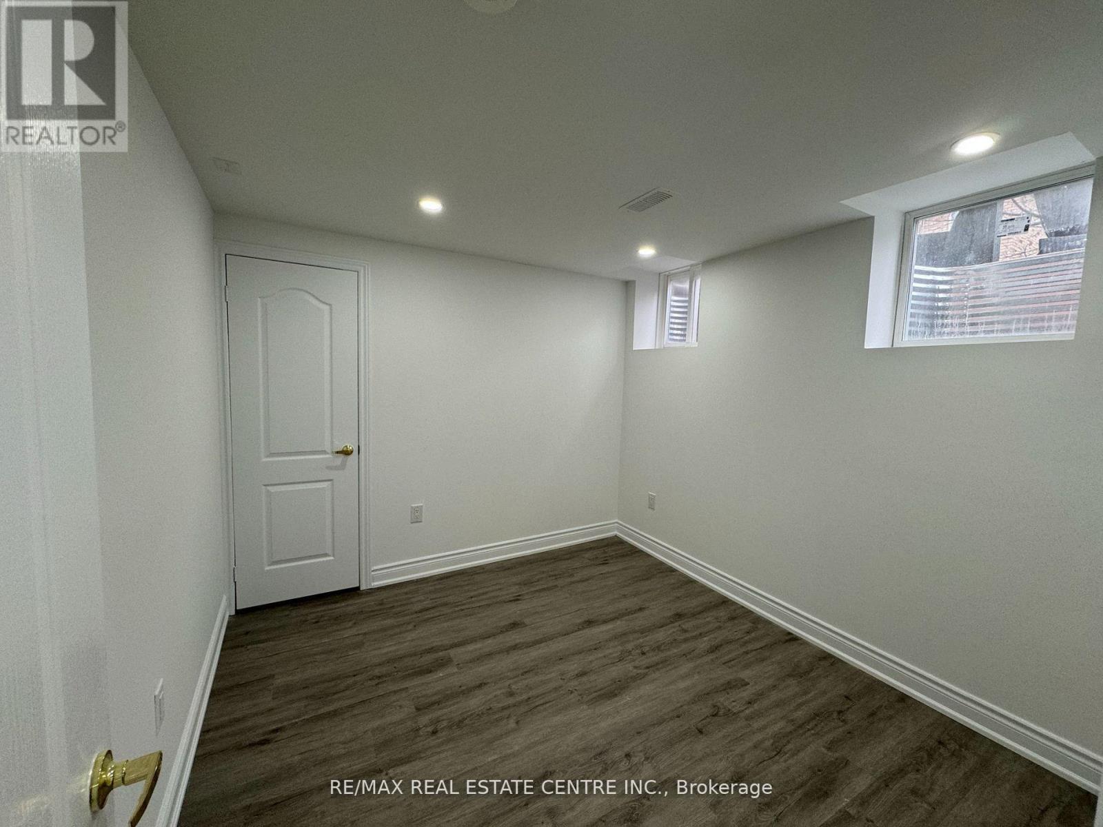 Bsmt - 5644 Kellandy Run Road, Mississauga, Ontario  L5M 7A7 - Photo 9 - W12738138