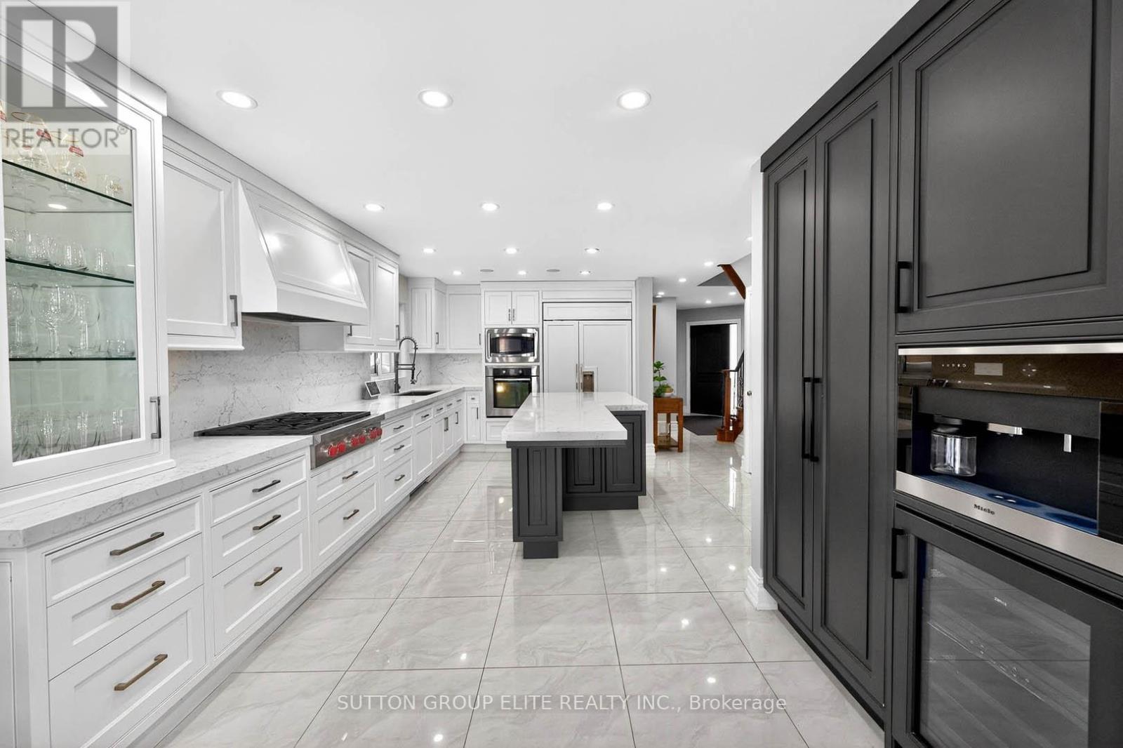 5204 Swiftcurrent Trail, Mississauga, Ontario  L5R 2H8 - Photo 11 - W12738146