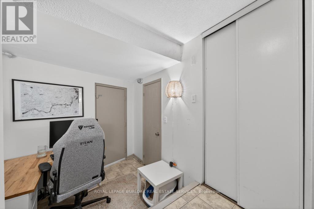 702 - 895 Maple Avenue, Burlington, Ontario  L7S 2H7 - Photo 10 - W12738194