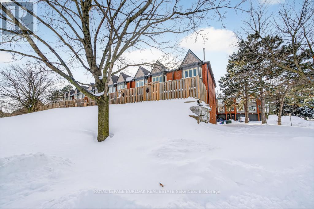 702 - 895 Maple Avenue, Burlington, Ontario  L7S 2H7 - Photo 47 - W12738194