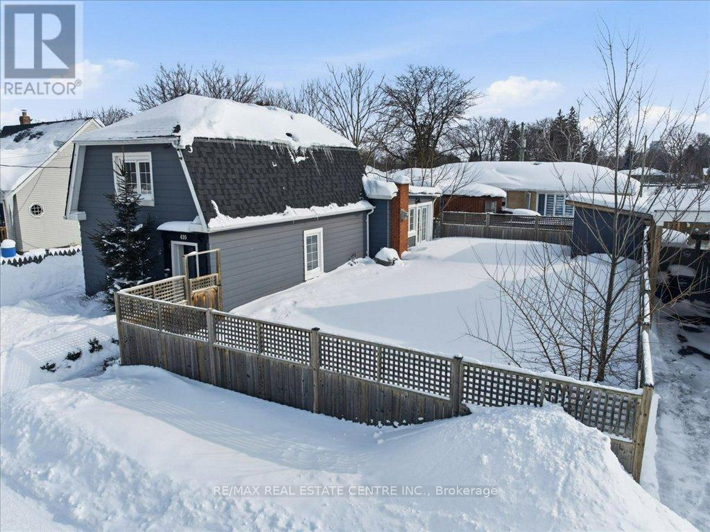 410 Oak Street, Milton, Ontario  L9T 1J1 - Photo 2 - W12738224