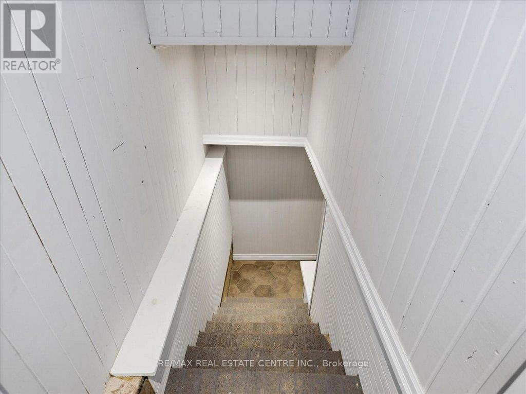 410 Oak Street, Milton, Ontario  L9T 1J1 - Photo 23 - W12738224