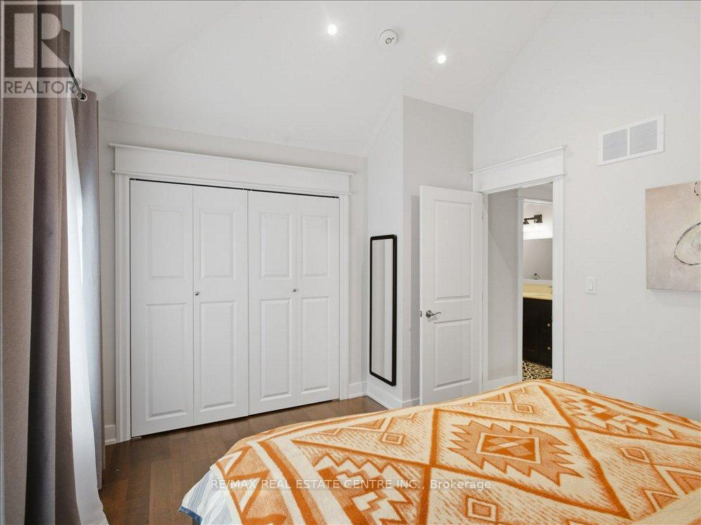 410 Oak Street, Milton, Ontario  L9T 1J1 - Photo 31 - W12738224