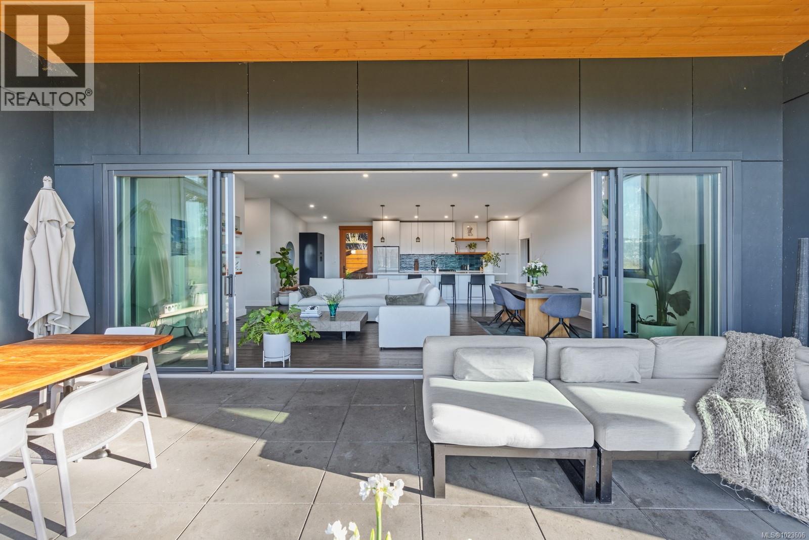 4721 Island Hwy, Courtenay, British Columbia  V9N 5Y5 - Photo 18 - 1023606