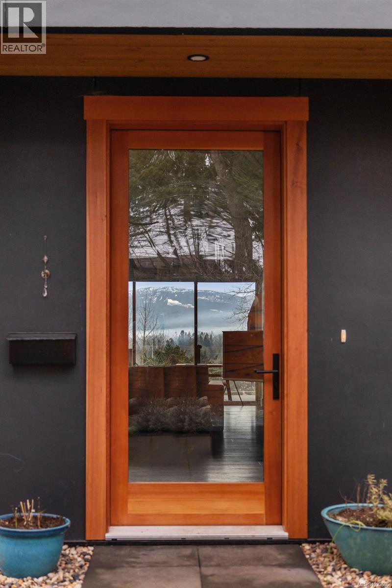 4721 Island Hwy, Courtenay, British Columbia  V9N 5Y5 - Photo 6 - 1023606