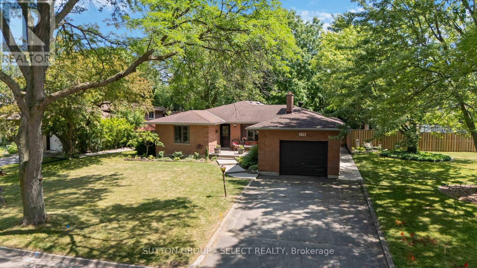 770 Galloway Crescent, London South, Ontario  N6J 2Y7 - Photo 3 - X12738378