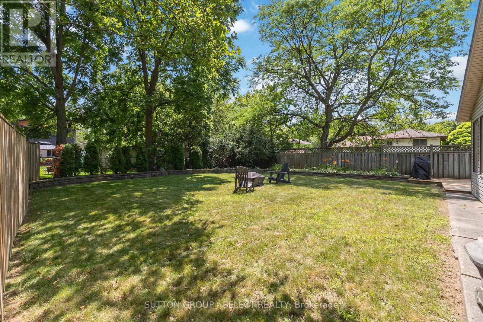 770 Galloway Crescent, London South, Ontario  N6J 2Y7 - Photo 38 - X12738378