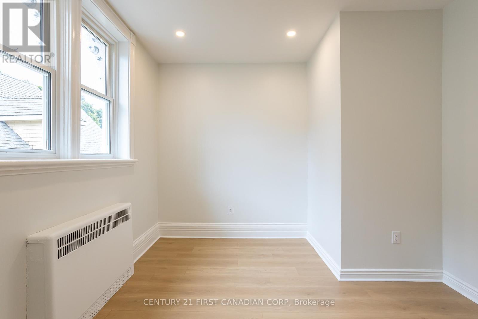 2 - 706 Waterloo Street, London East, Ontario  N6A 3V9 - Photo 10 - X12738384