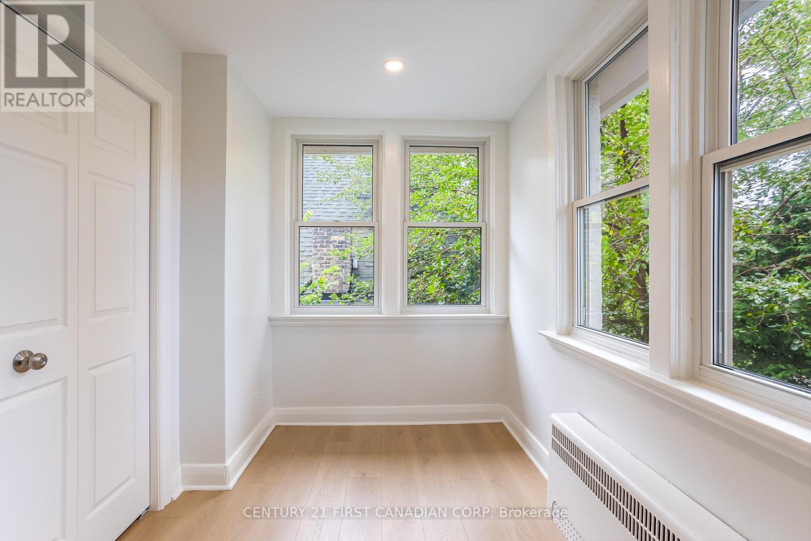 2 - 706 Waterloo Street, London East, Ontario  N6A 3V9 - Photo 6 - X12738384