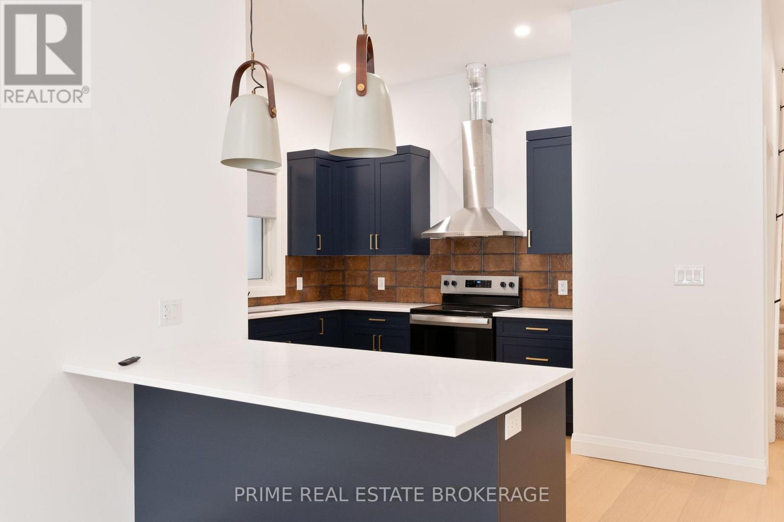 247 Victoria Street, London East, Ontario  N6A 2C3 - Photo 11 - X12738398