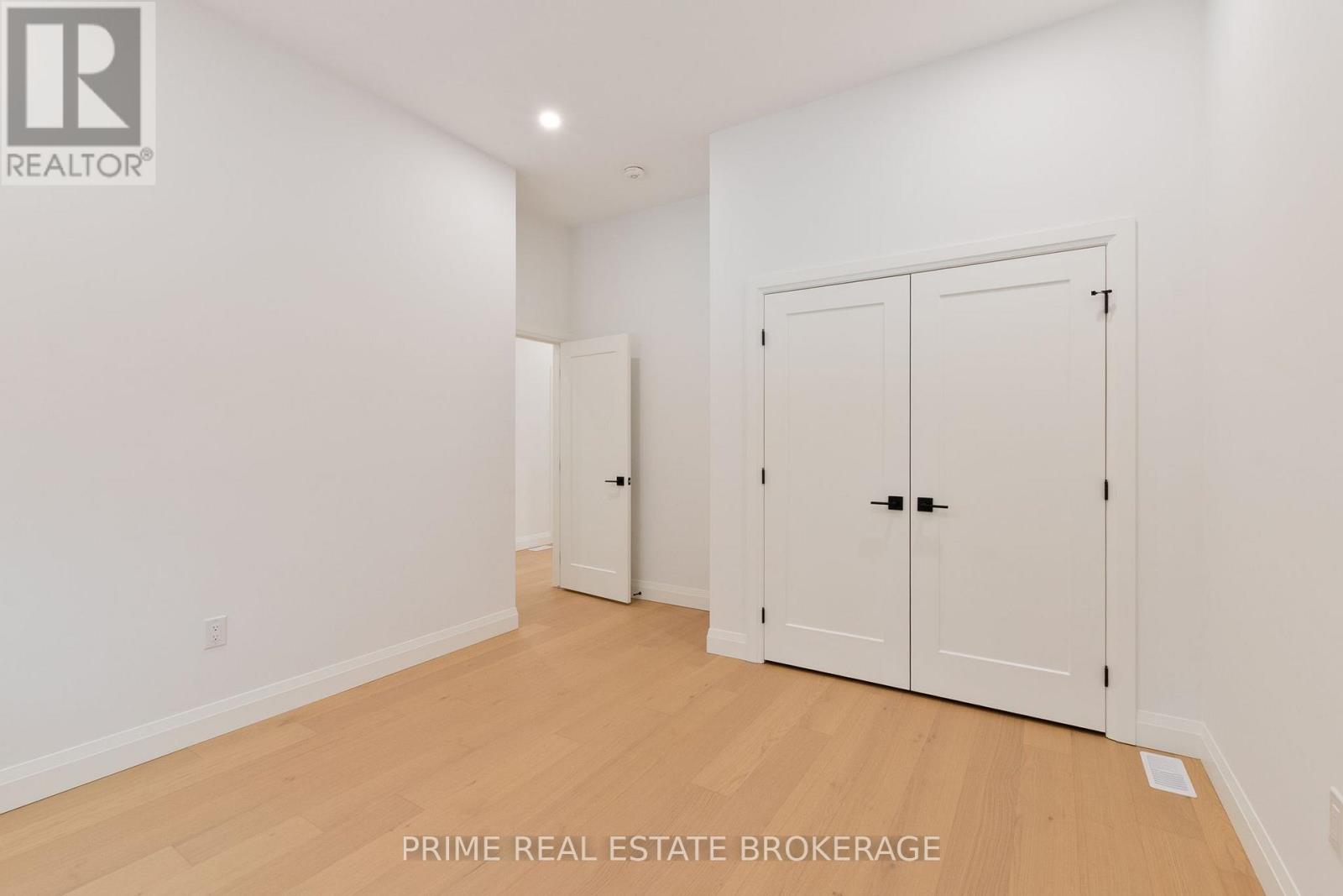 247 Victoria Street, London East, Ontario  N6A 2C3 - Photo 23 - X12738398