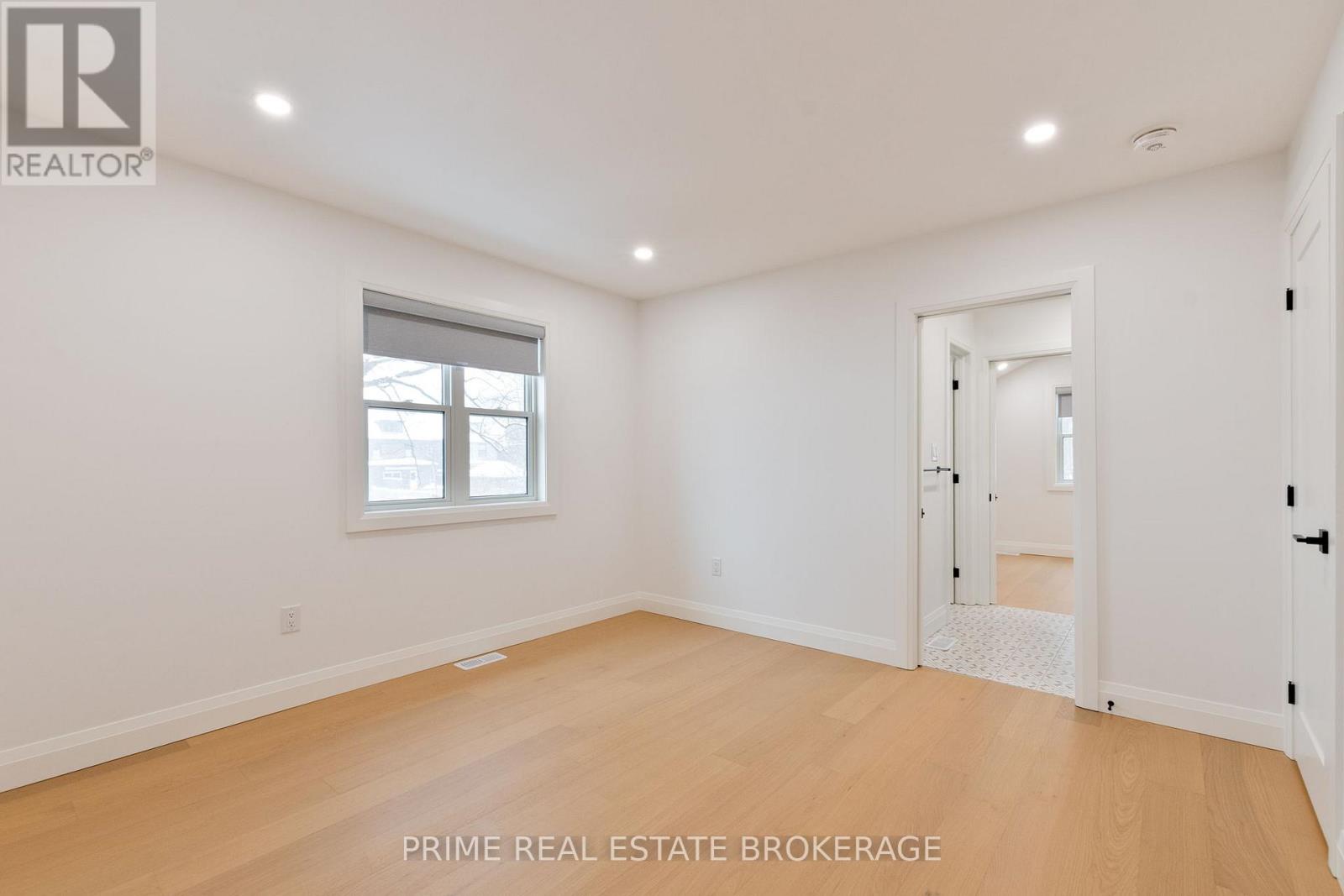 247 Victoria Street, London East, Ontario  N6A 2C3 - Photo 27 - X12738398