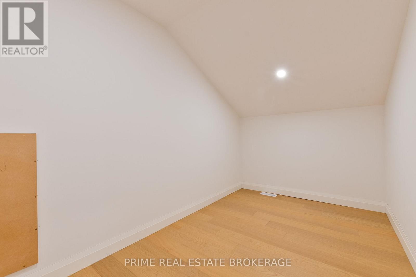 247 Victoria Street, London East, Ontario  N6A 2C3 - Photo 29 - X12738398