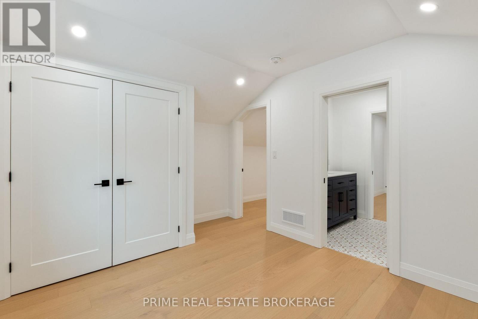 247 Victoria Street, London East, Ontario  N6A 2C3 - Photo 34 - X12738398