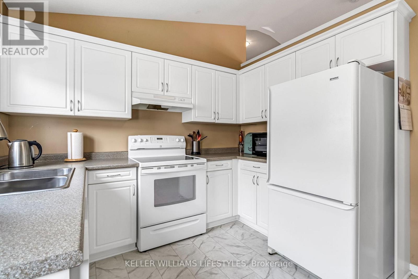 1423 South Wenige Drive, London North, Ontario  N5X 4N1 - Photo 14 - X12738422