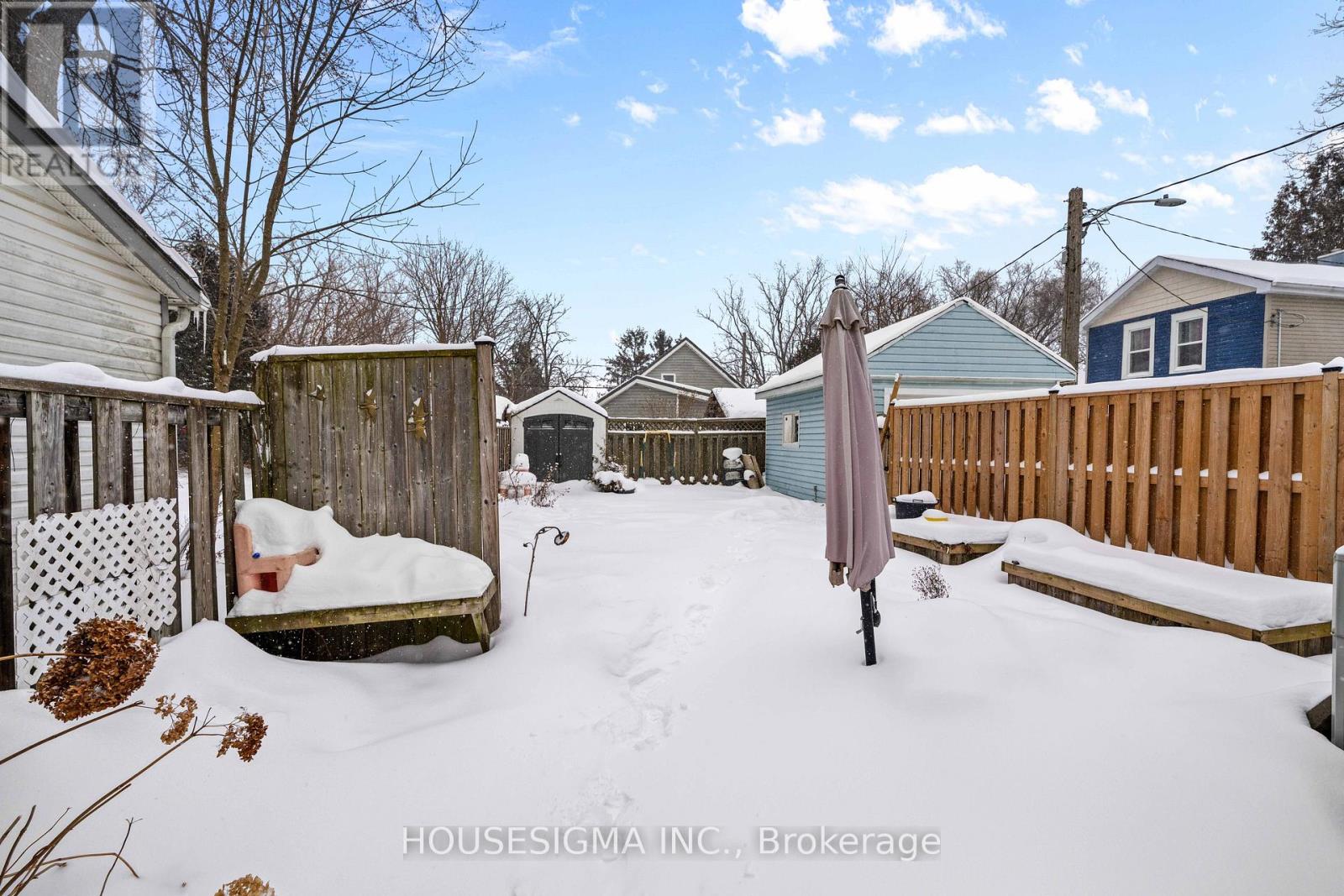 16 Centre Street, St. Thomas, Ontario  N5R 2Z2 - Photo 20 - X12738468