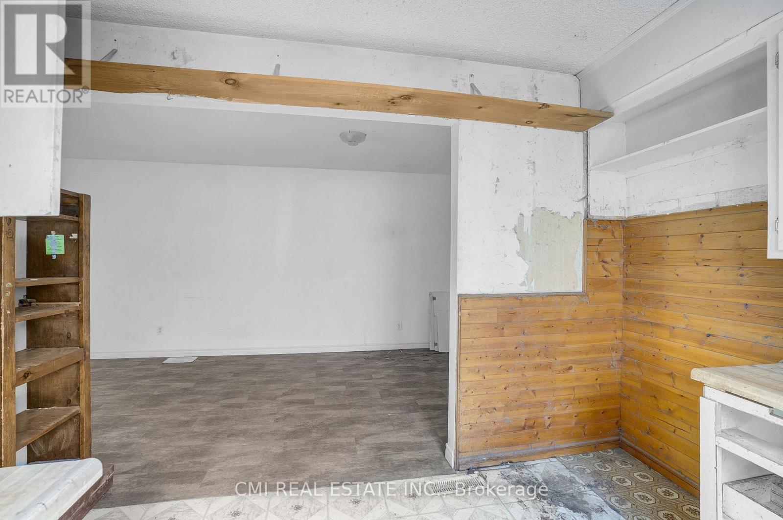 135 Madison Avenue S, Kitchener, Ontario  N2G 3M4 - Photo 16 - X12488322