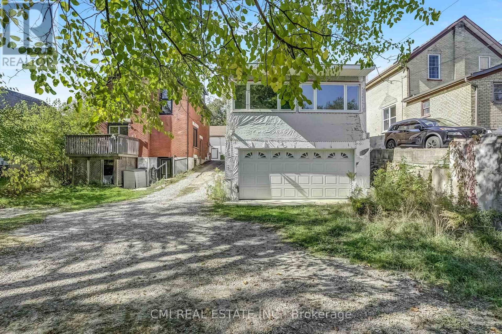 135 Madison Avenue S, Kitchener, Ontario  N2G 3M4 - Photo 47 - X12488322