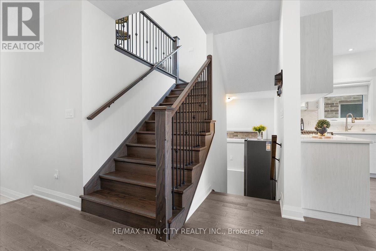 657 Benninger Drive, Kitchener, Ontario  N2E 0J2 - Photo 19 - X12488568