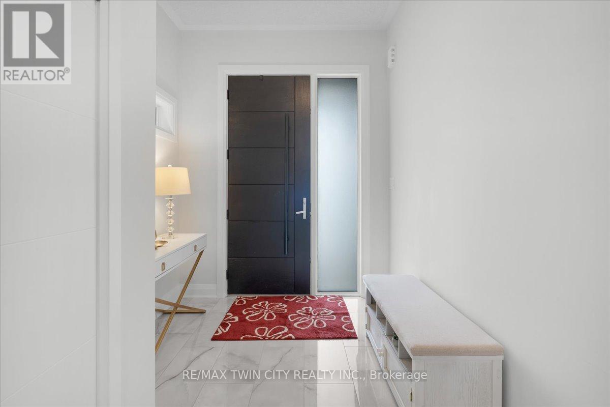 657 Benninger Drive, Kitchener, Ontario  N2E 0J2 - Photo 3 - X12488568