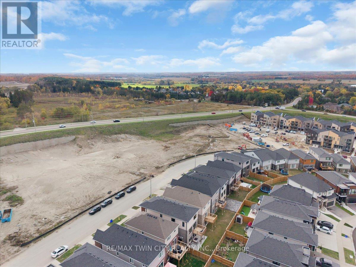 657 Benninger Drive, Kitchener, Ontario  N2E 0J2 - Photo 48 - X12488568