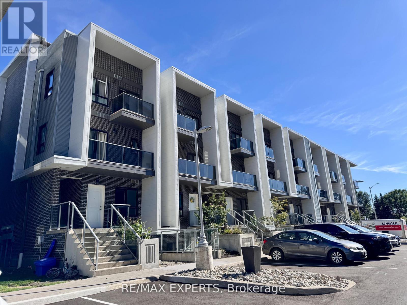 33a - 1430 Highland Road, Kitchener, Ontario  N2N 0C3 - Photo 2 - X12488542