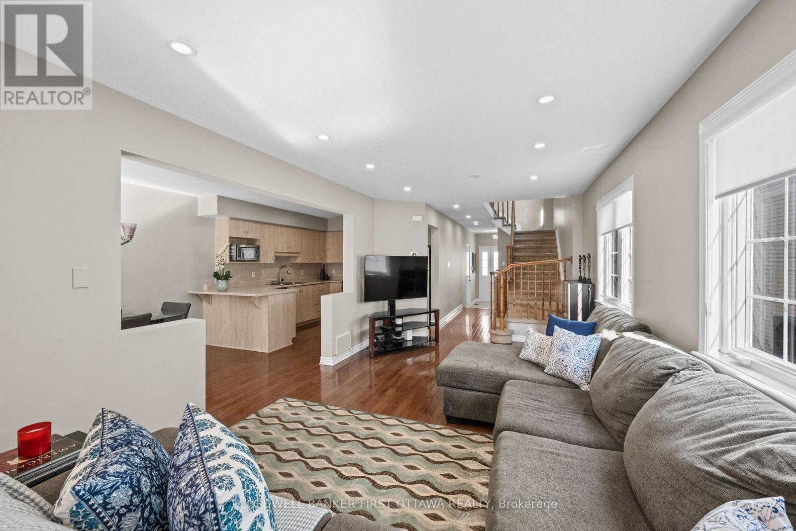 20 Fieldberry Private, Ottawa, Ontario  K2J 5E8 - Photo 9 - X12738470