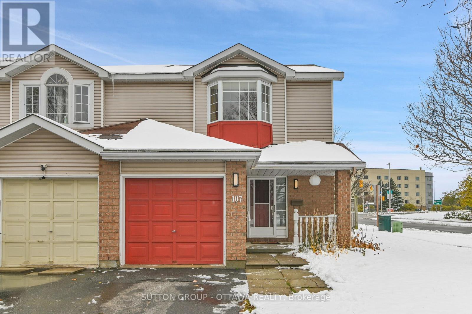 107 Jackman Terrace, Ottawa, Ontario  K2L 4C9 - Photo 1 - X12738482