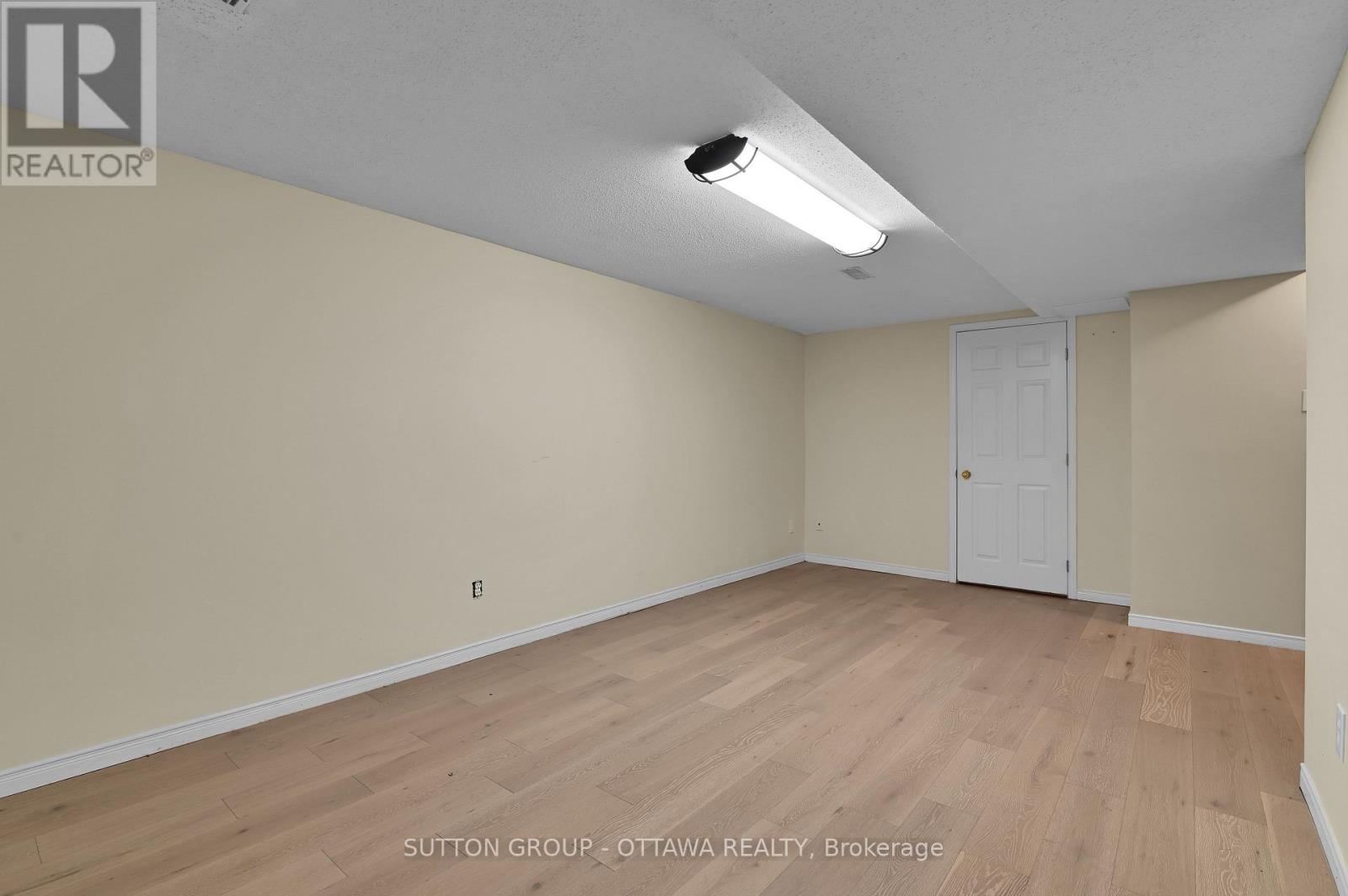 107 Jackman Terrace, Ottawa, Ontario  K2L 4C9 - Photo 29 - X12738482