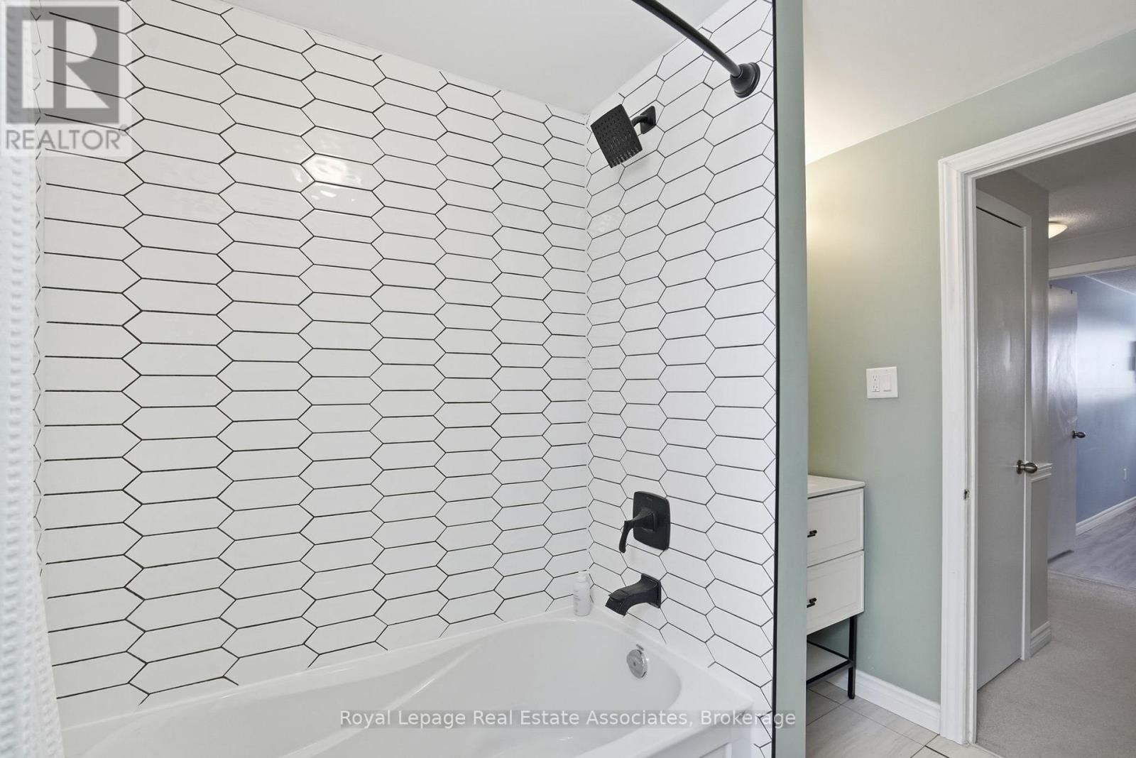 66a - 1460 Garth Street, Hamilton, Ontario  L9B 1R6 - Photo 29 - X12738172